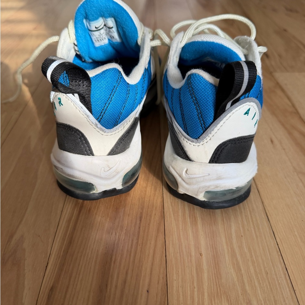 Nike Women's Air Max 98 sneakers in the Blue Nebula/Radiant Emerald colorway. - Picture 7 of 8